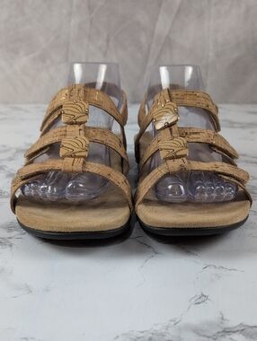 Vionic Amber Adjustable Cork Sandals | Gold Cork Strappy Orthotic Sandals 7

​